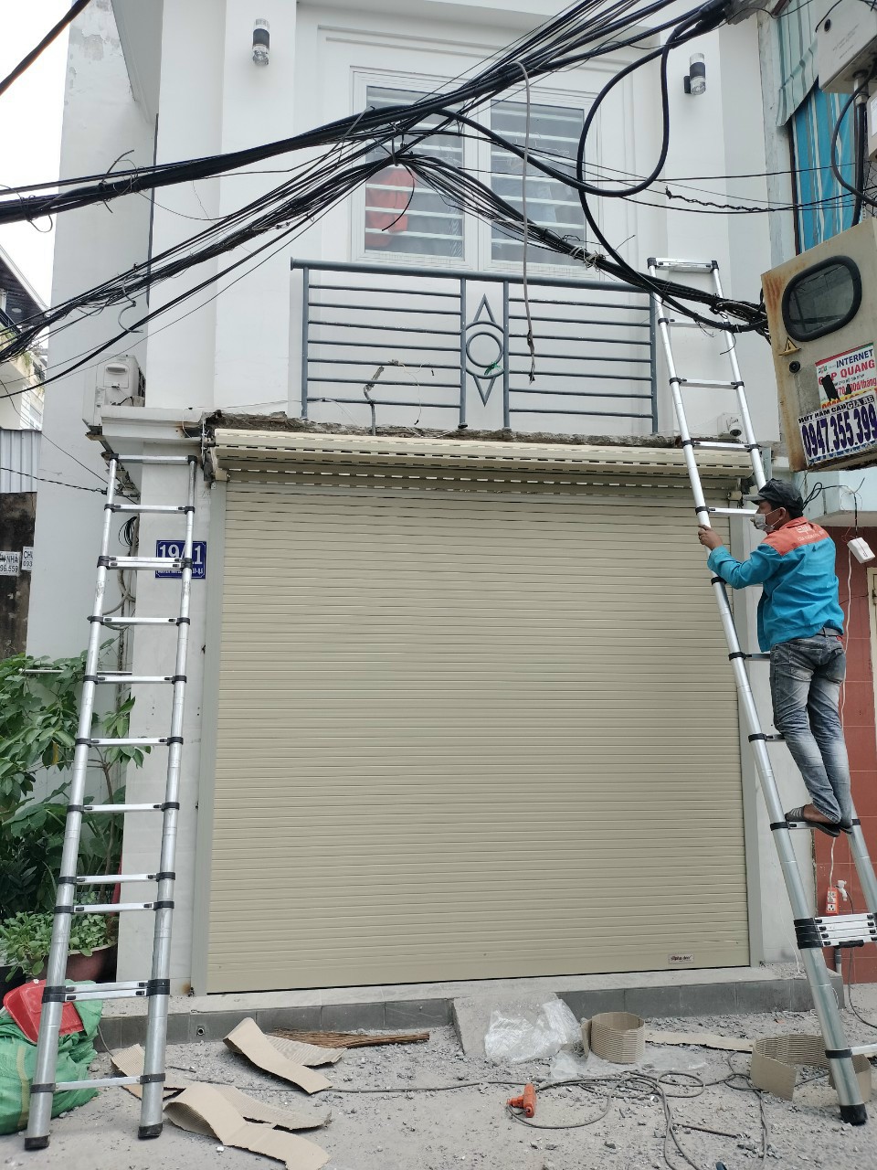 cửa cuốn an toàn tại tân biên