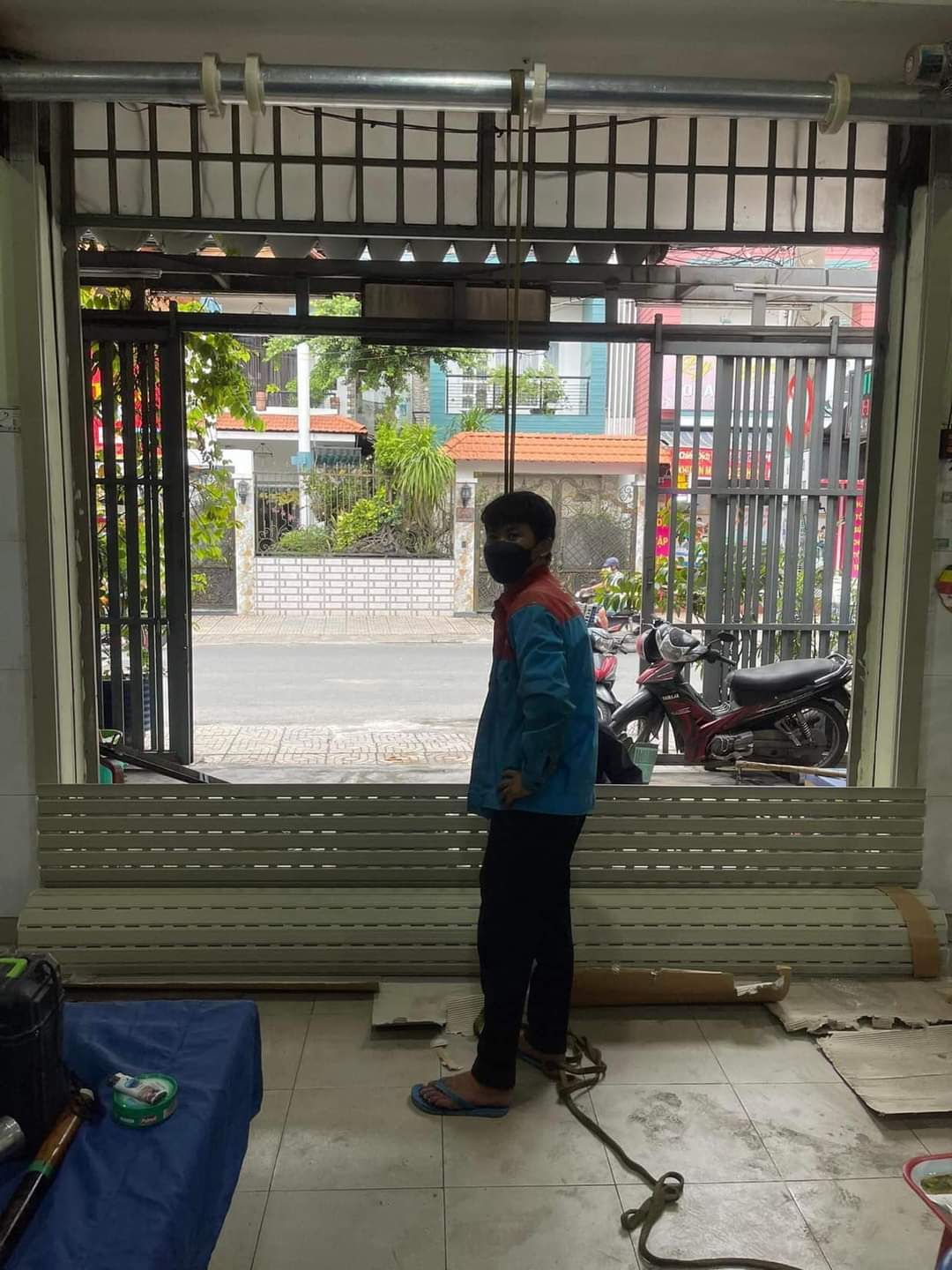sua cua cuon quan 5 chuyen nghiep