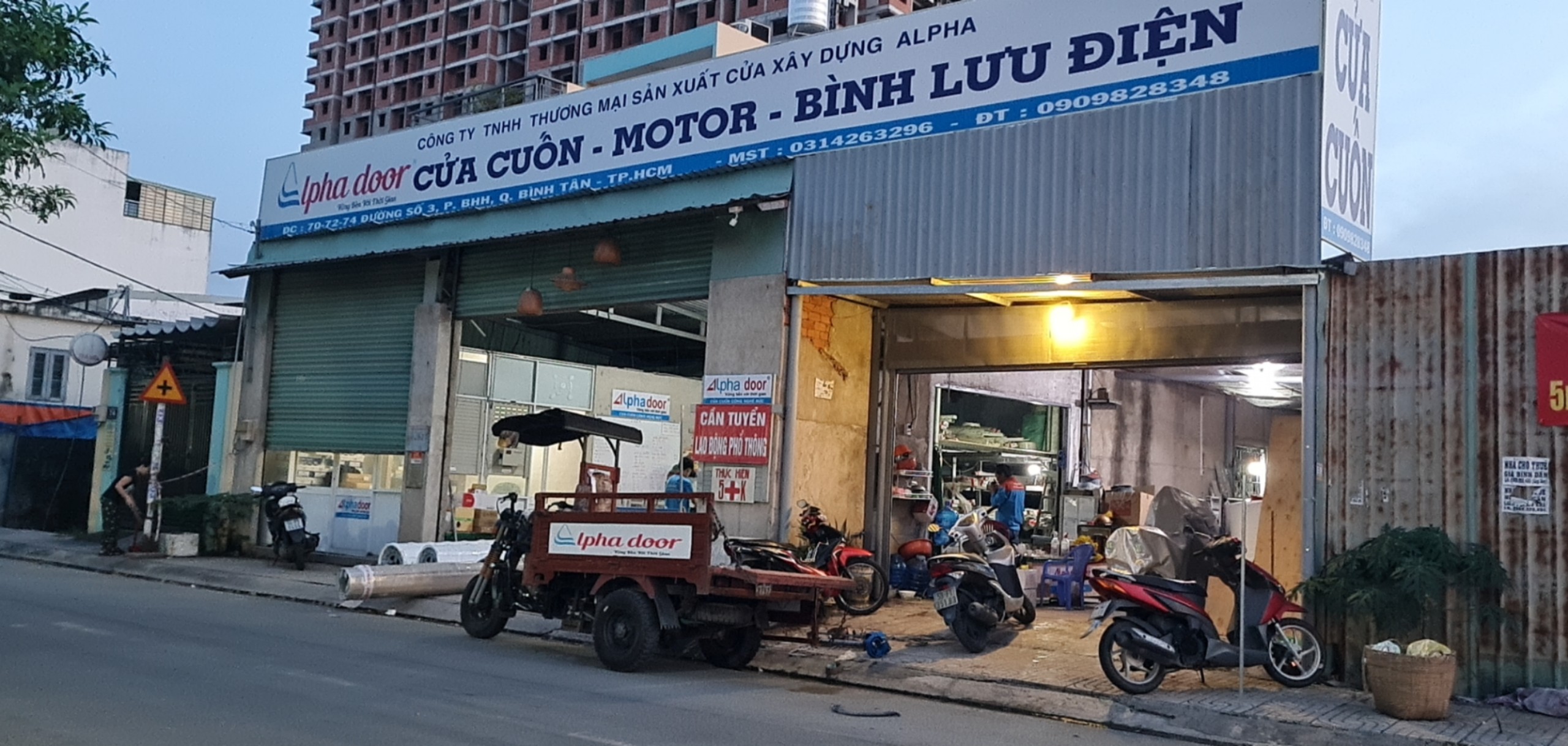 lắp đặt cửa cuốn