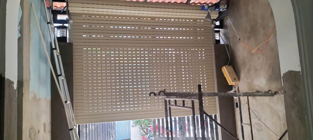 sửa cửa cuốn tại tên lửa lắp cửa cuốn tại tên lửa