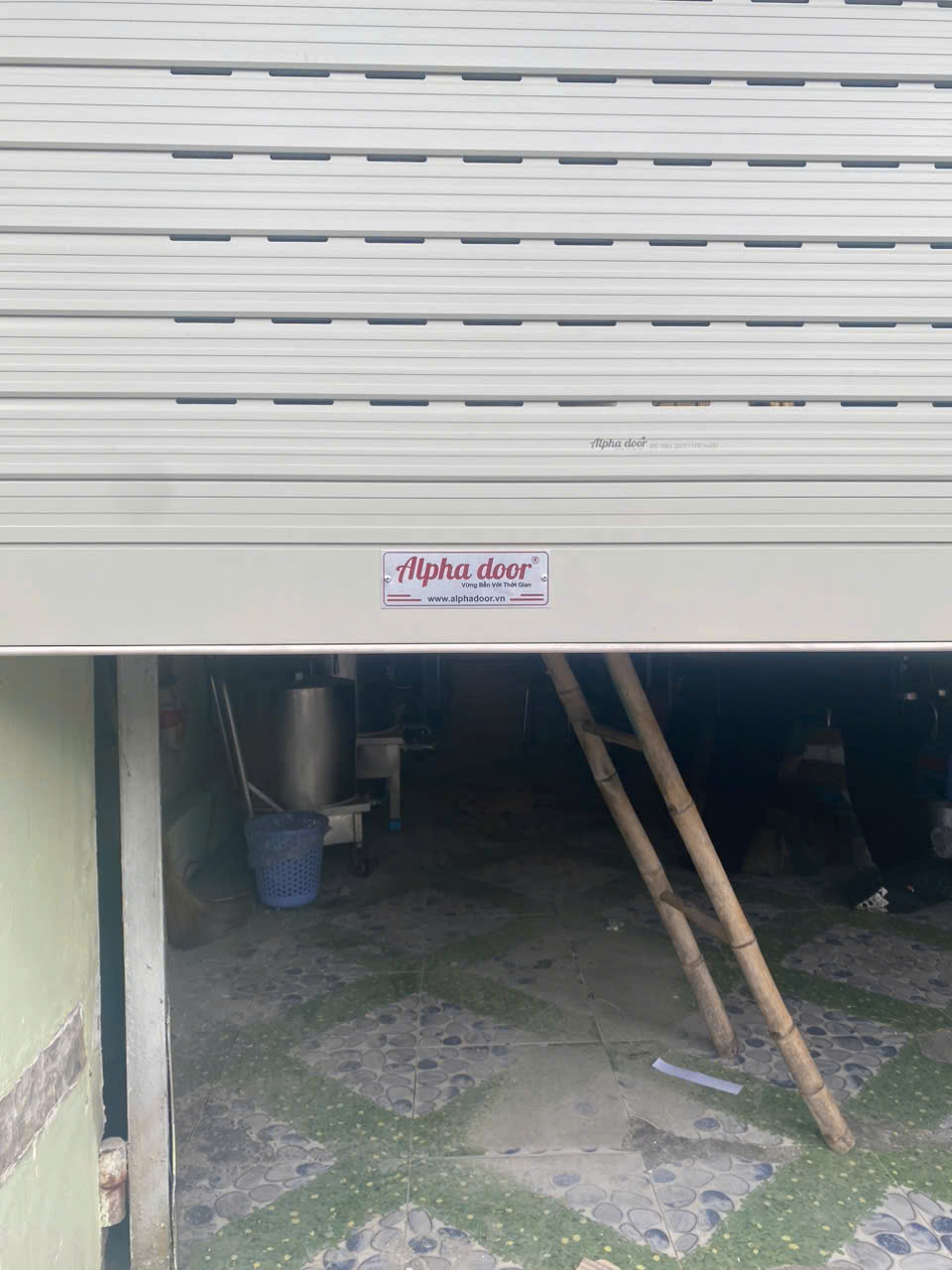 báo giá cửa cuốn đức 1mm A680 lắp đặt cửa cuốn đức 1mm