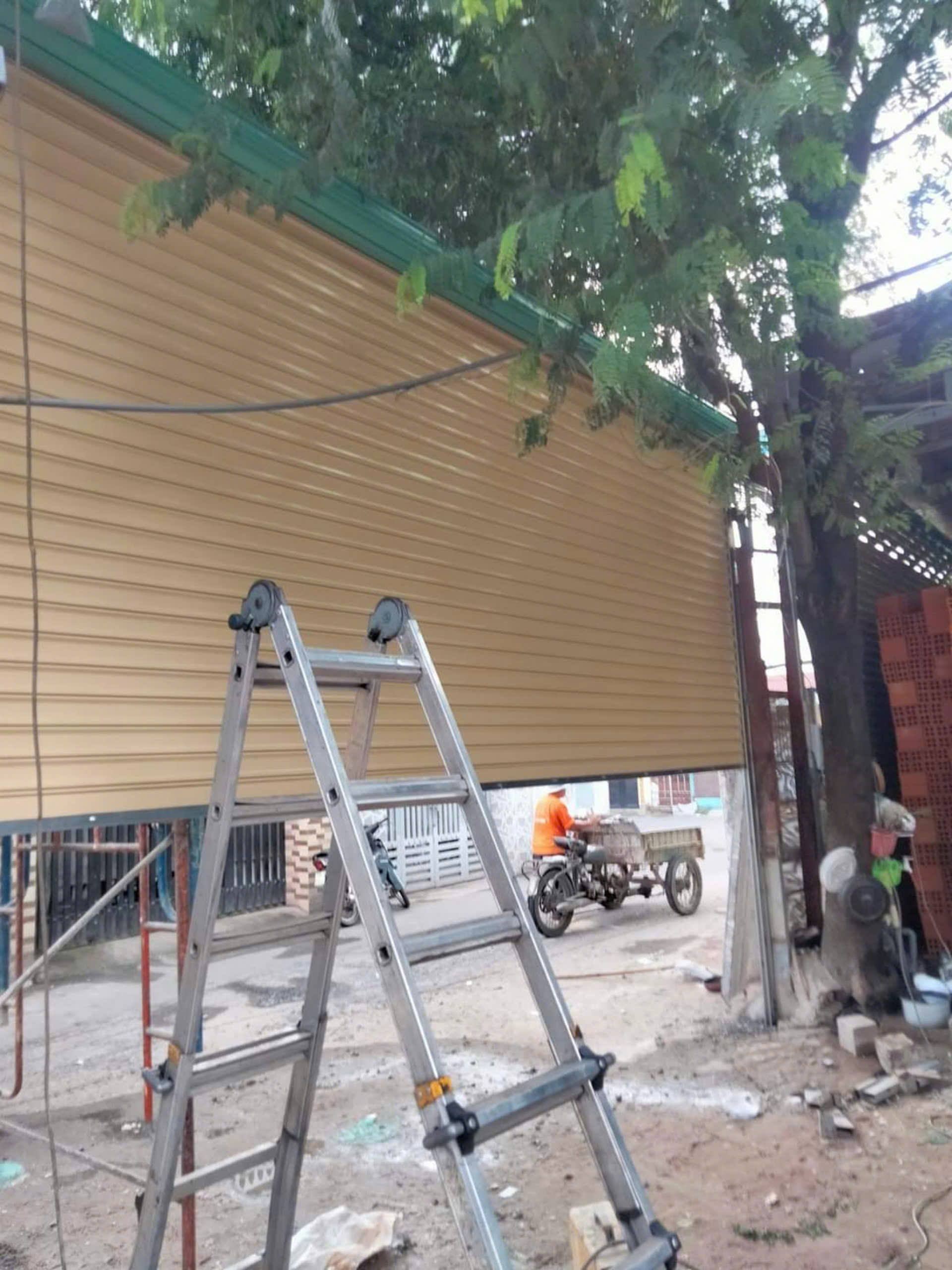 lắp cửa cuốn đài loan tại tphcm