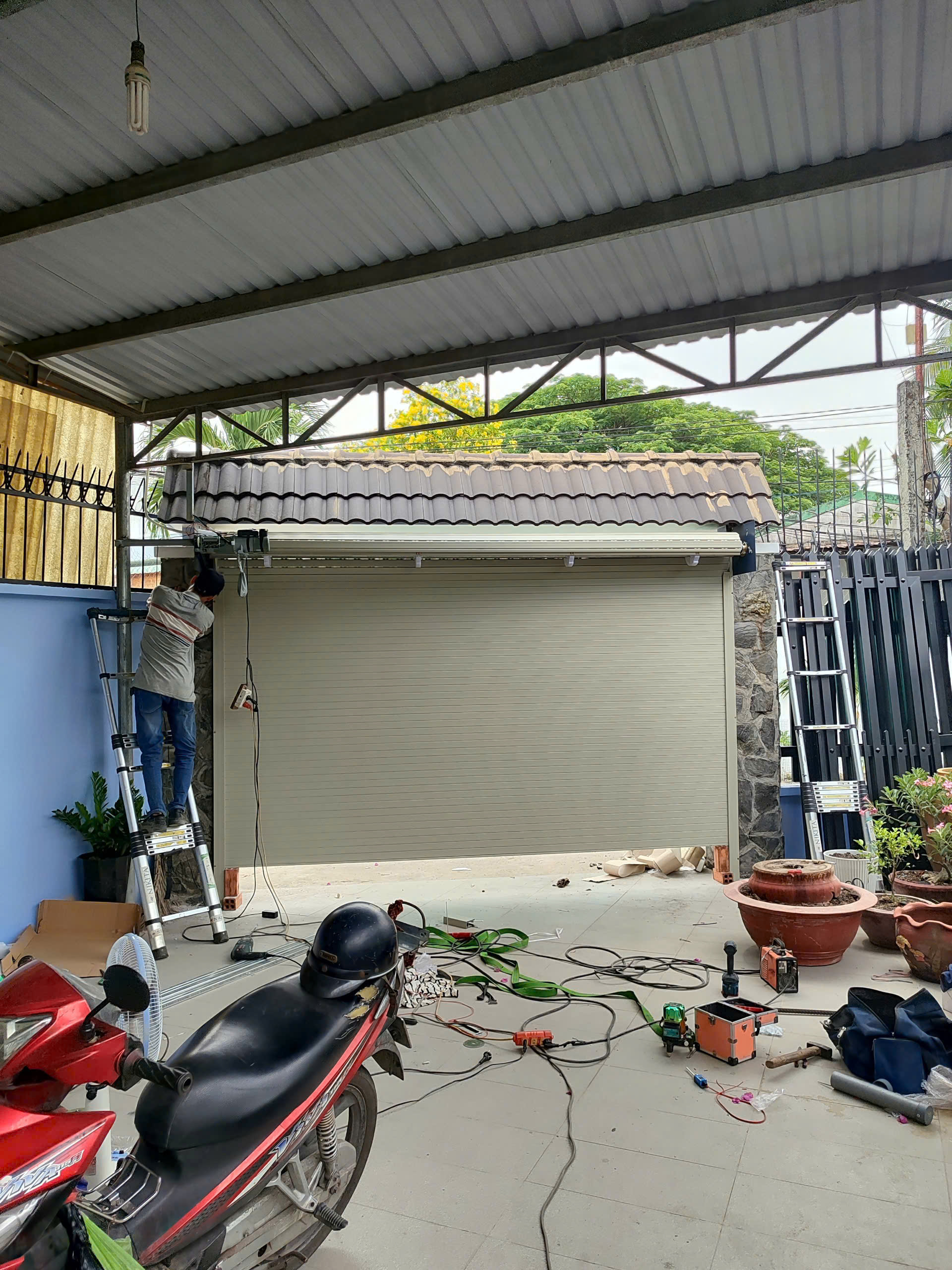 cửa cuốn lái thiêu
