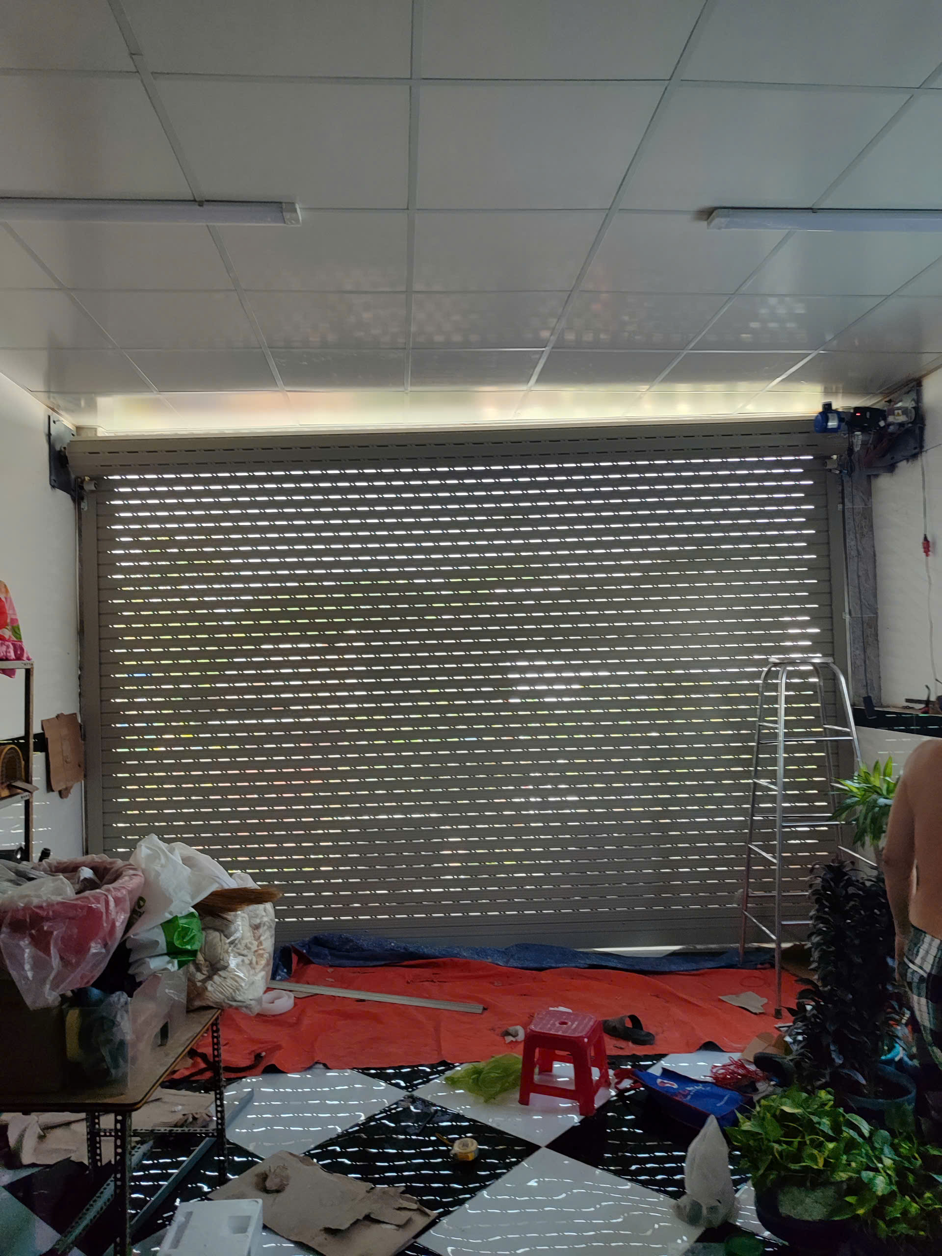 địa chỉ cửa cuốn bình tân