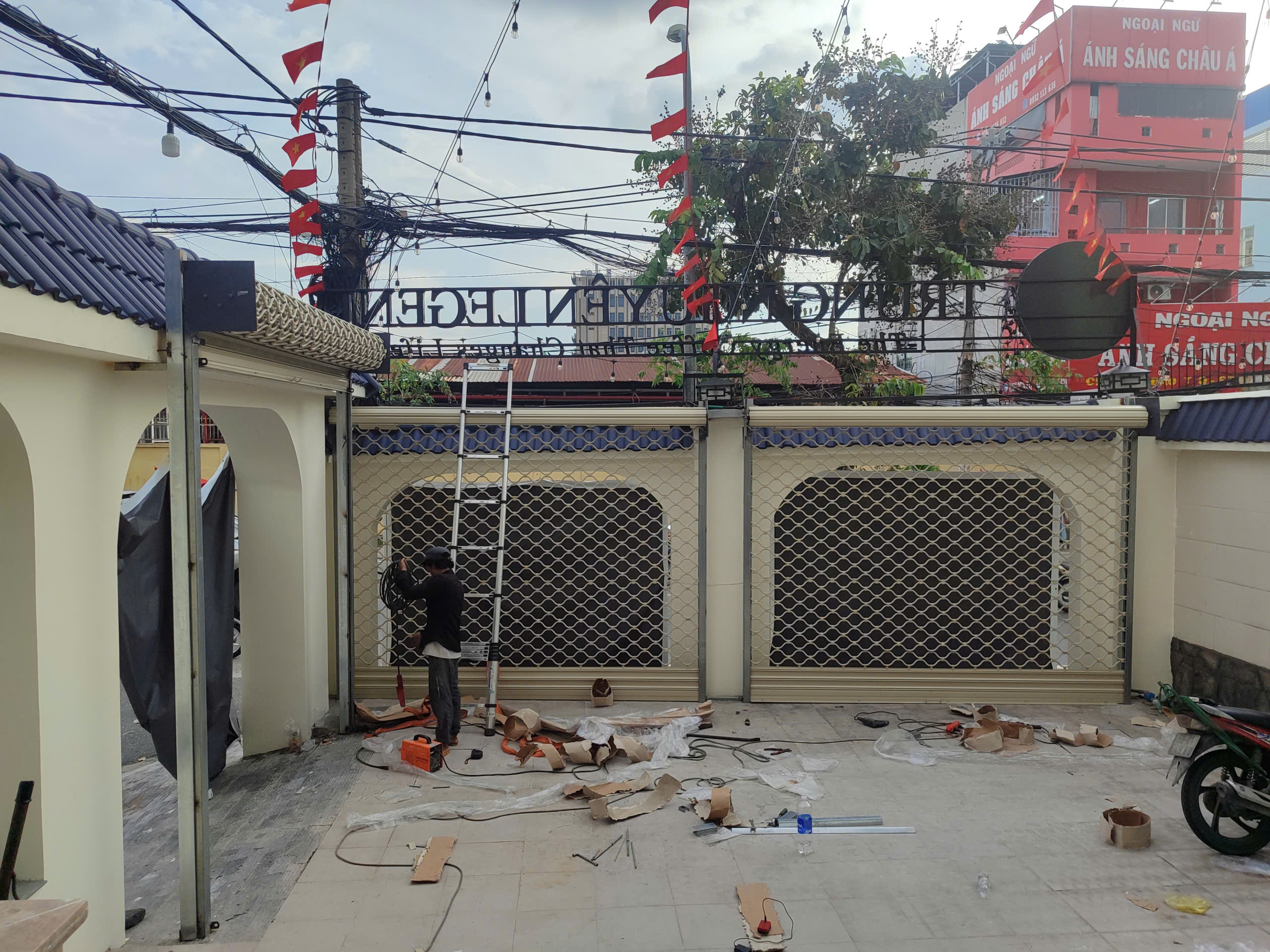 cửa cuốn lưới mắc võng mẫu cửa cuốn lưới thoáng