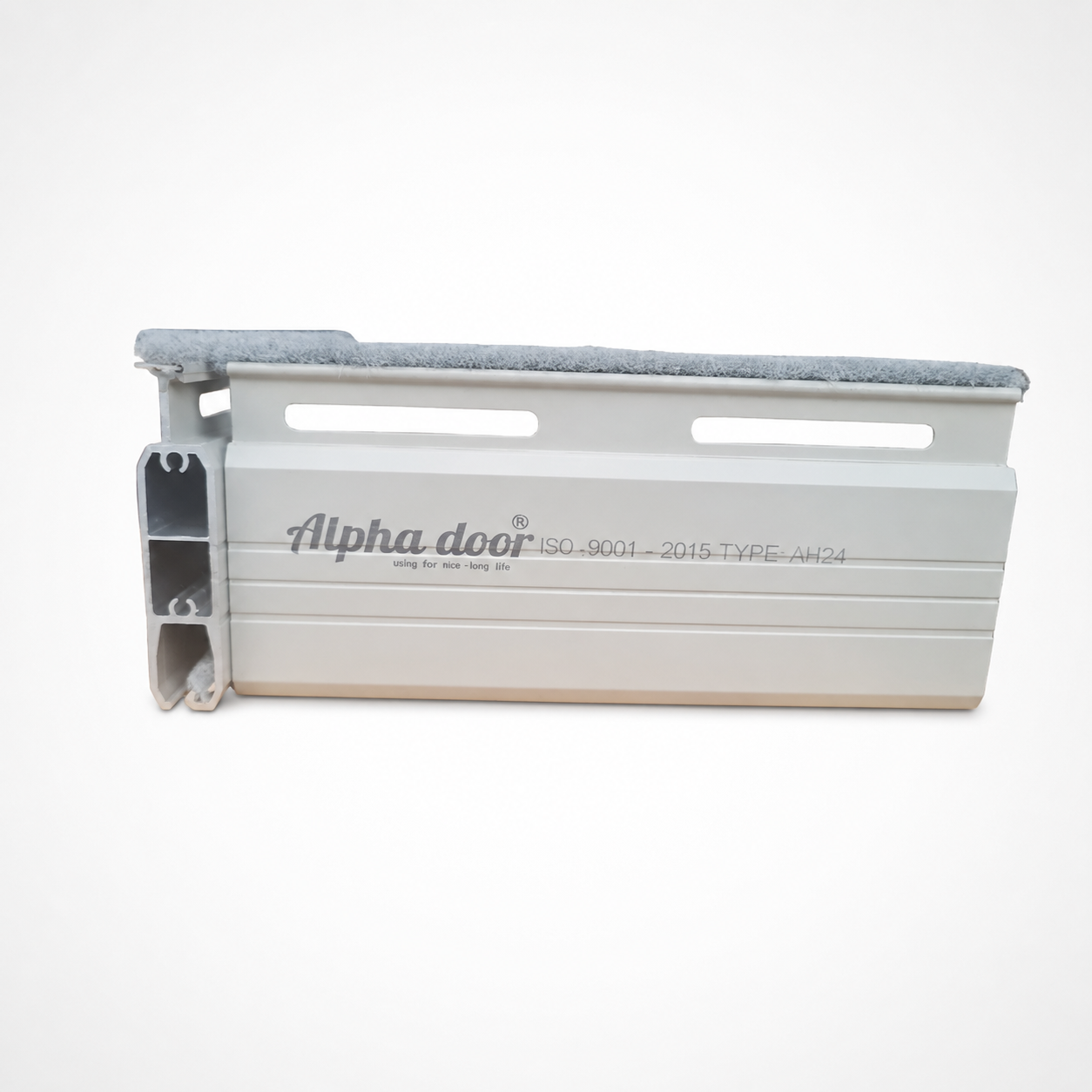 Cửa cuốn đứcdày 1.4mm khe thoáng Alpha door A474 