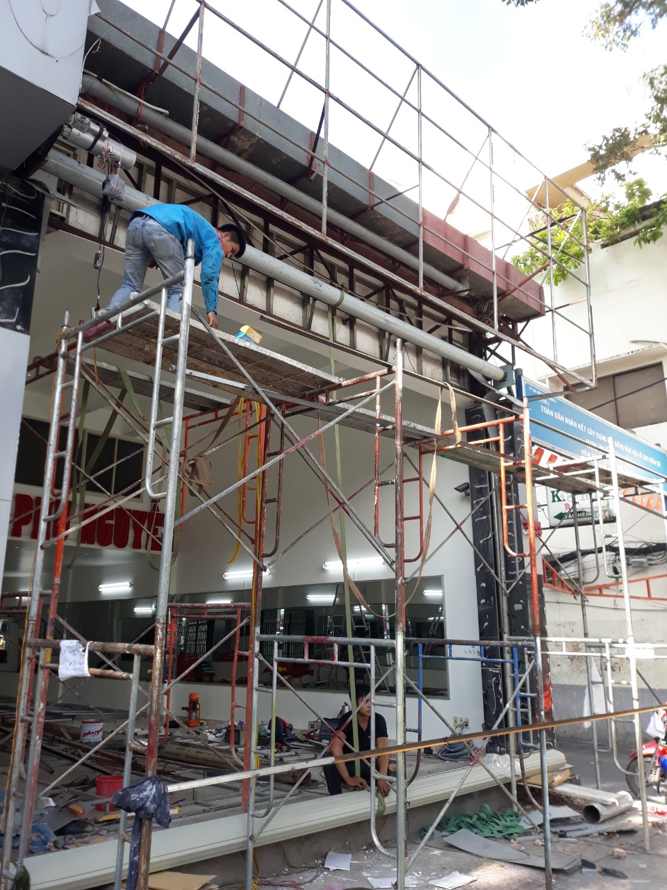 Tư Vấn Báo giá thi công lắp đặt Cửa Cuốn Quy Nhơn Bình Định