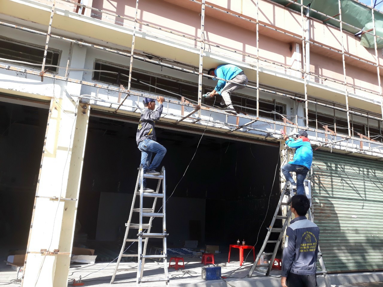 Sửa cửa cuốn tại Nhà Bè - Dịch vụ chất lượng