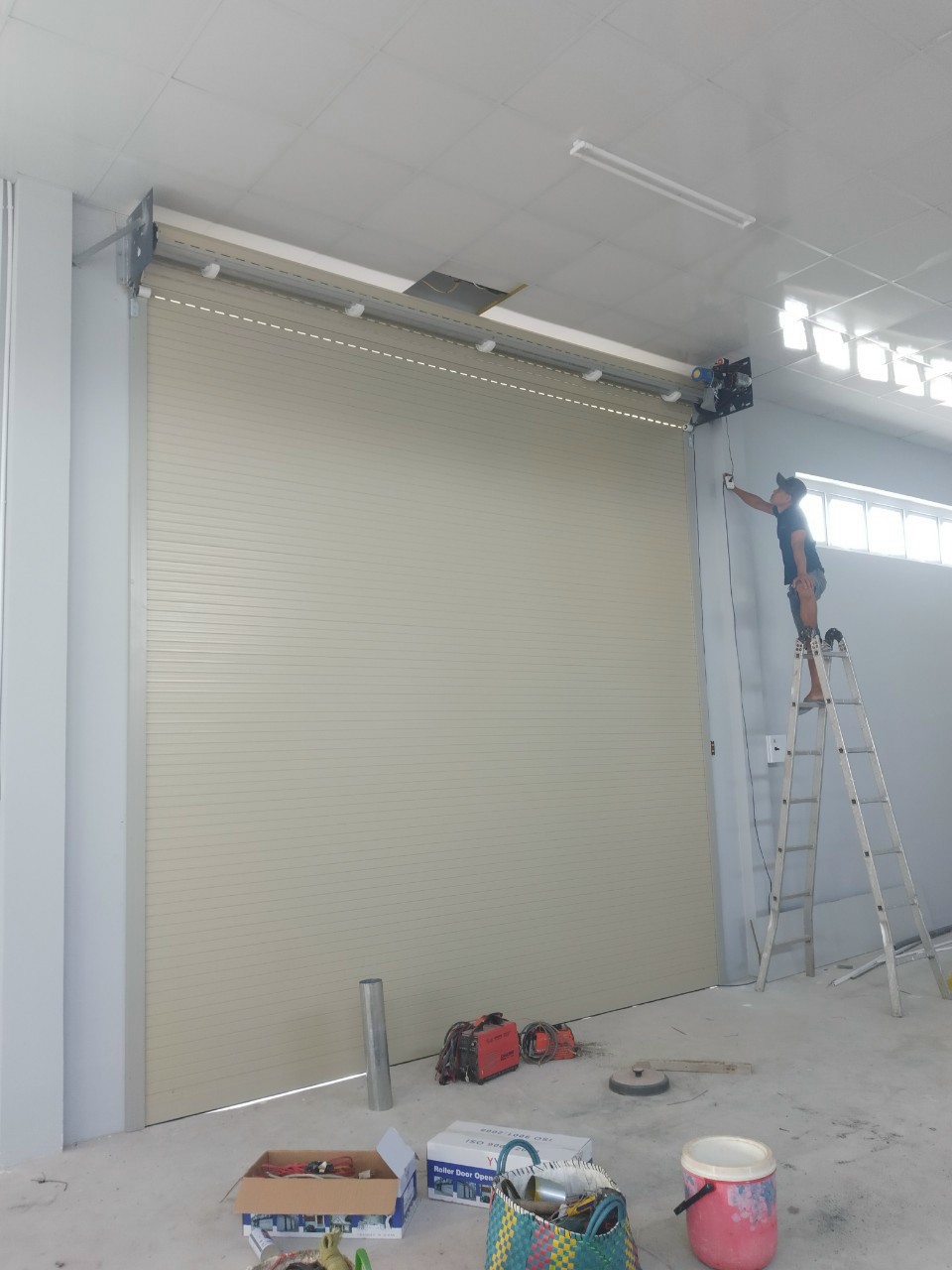 Cửa Hàng Lắp Đặt Cửa Cuốn Tại Tại Gò Quao Kiên Giang