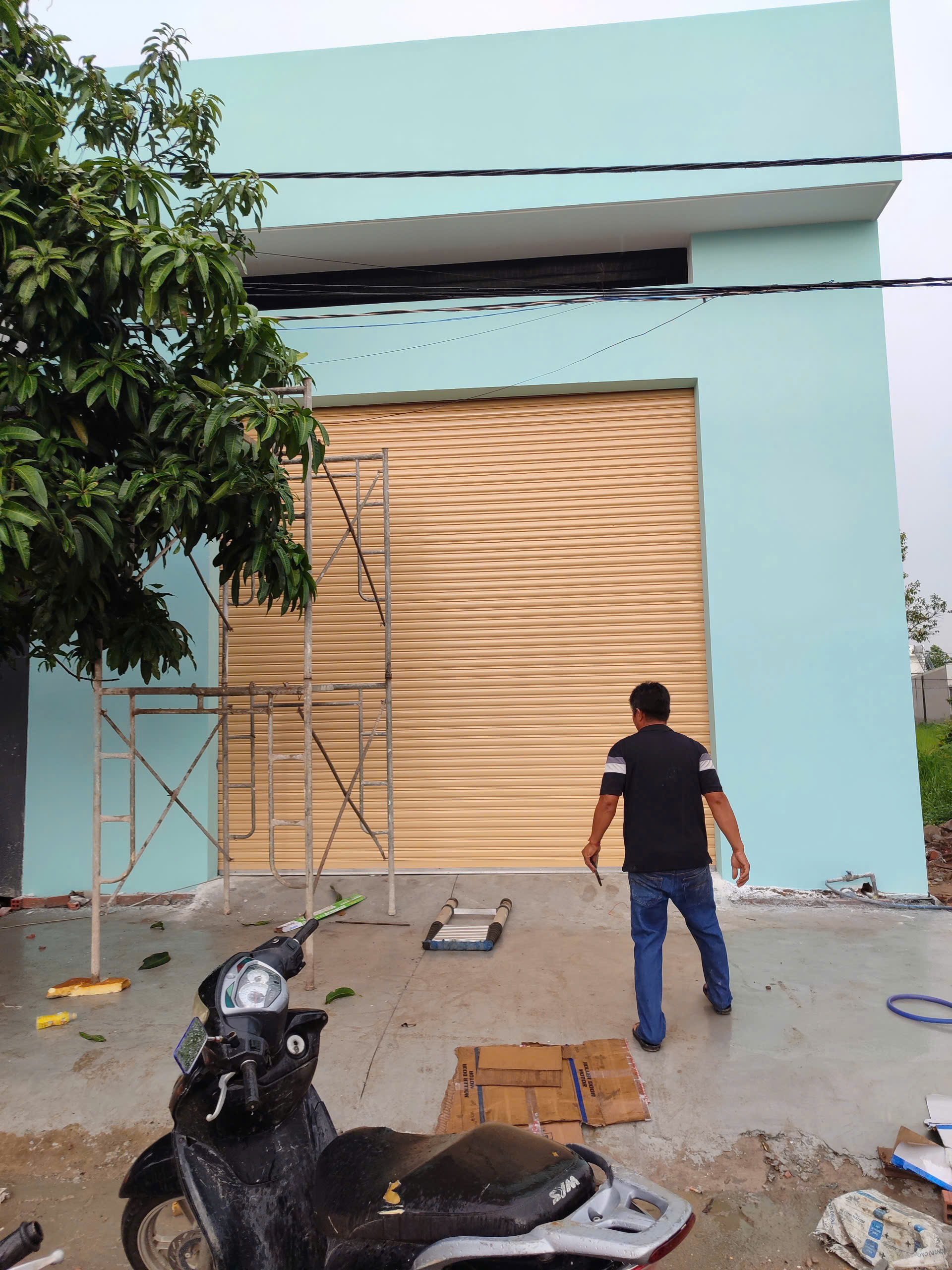 Lắp Đặt Cửa Cuốn Tại Đường Tân Kỳ Tân Quý Giá Từ 350K/m² Nhanh, Bền, Giá Tốt
