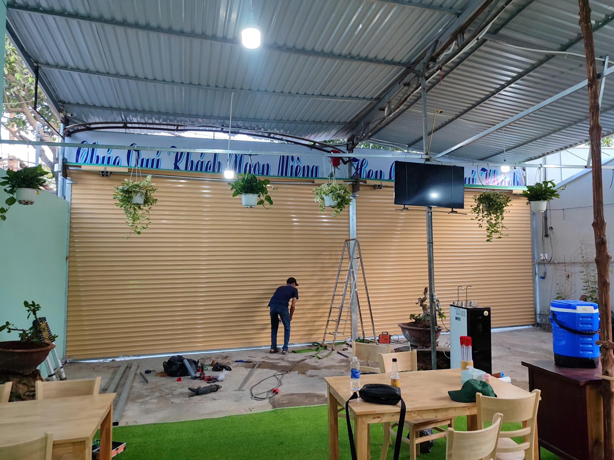 Lắp Đặt Sửa Cửa Cuốn Tại Đường Phan Huy Ích Có Mặt Sau 30 Phút