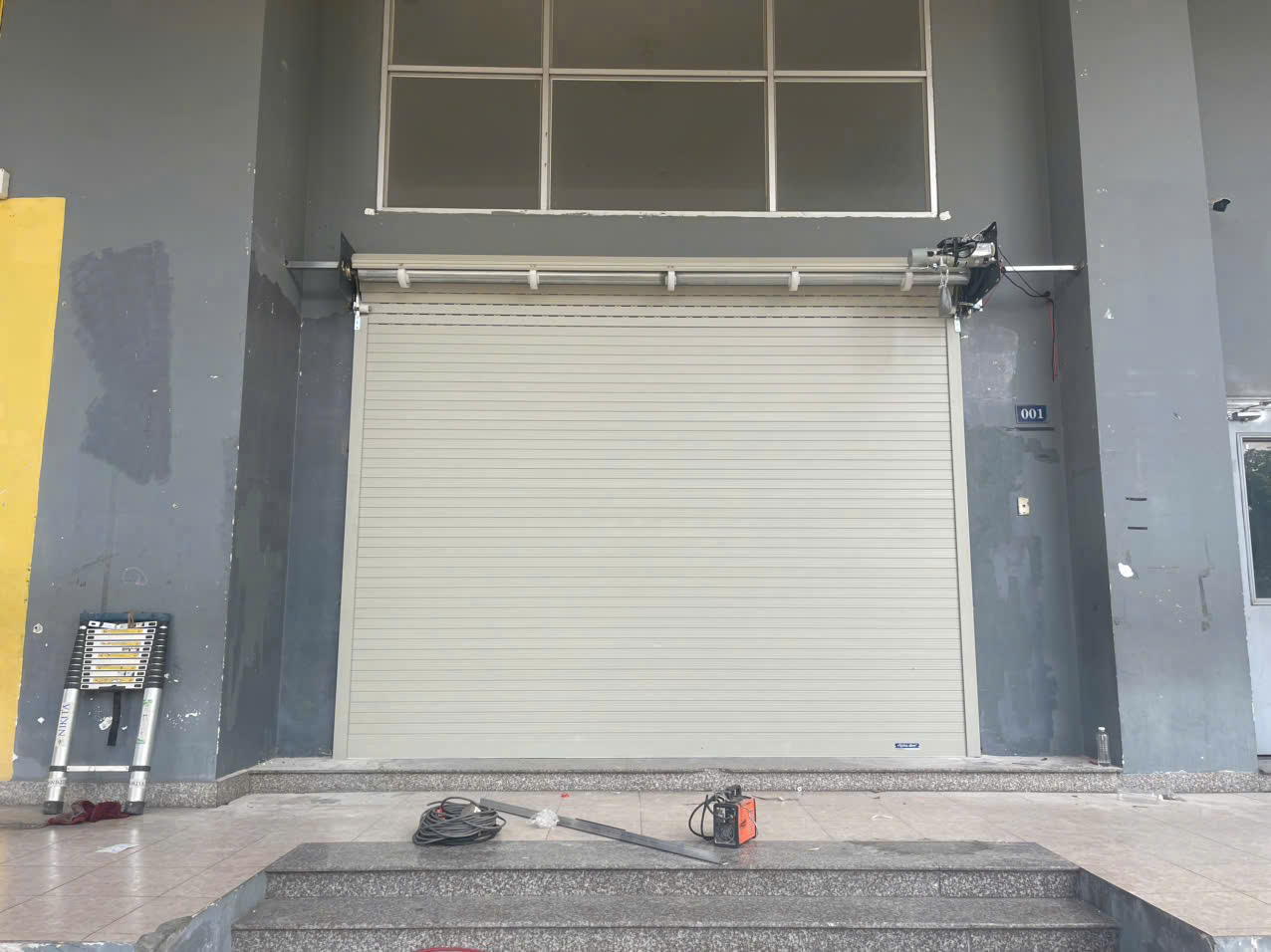 Giá cửa cuốn Đức tại Quận 12 từ 850,000/m² Bền đẹp, sang trọng, bảo hành dài hạn